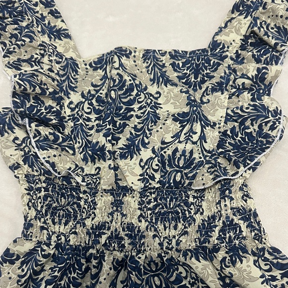 SHEIN Blue and Cream Patterned Romper - Picture 3 of 5